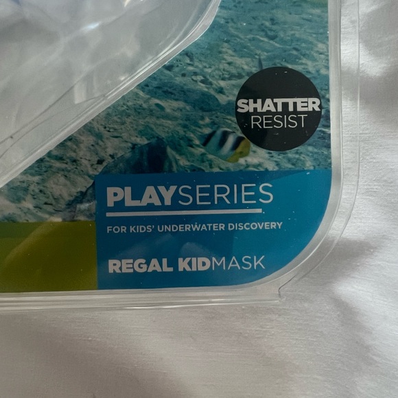 - NIP AQUA LUNG US DIVER PLAY SERIES KIDS MASK - REGAL KID MASK- 4 + - Picture 2 of 5